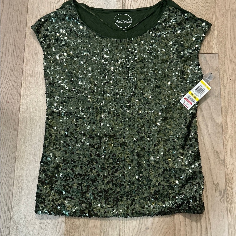 “INC” SEQUINED OLIVE GREEN FESTIVE TOP GORGEOUS NWT!